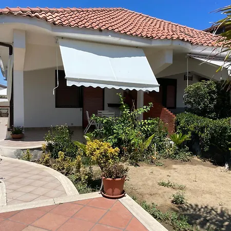 Holiday home Acacie Capi